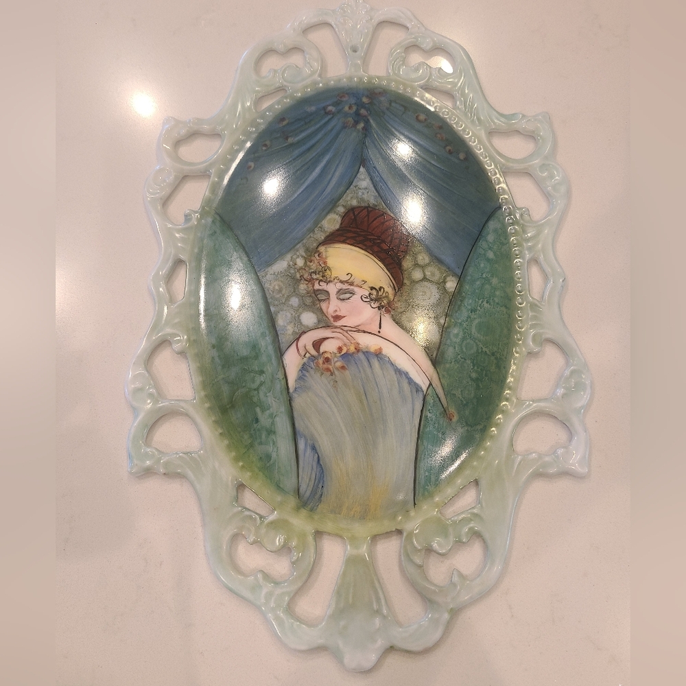 Vintage Antique Art Deco Lady Hanging Ceramic Art Appliqué - Picture 2 of 6